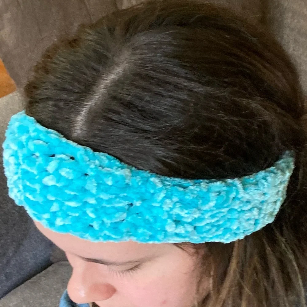 Chenille Crochet Stretch Headband Teal 21 inches x 3 inches